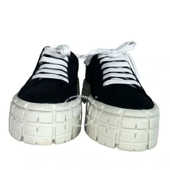 NWB Prada Double Wheel low-top sneakers 38.5 Black White Platform Sole Logo