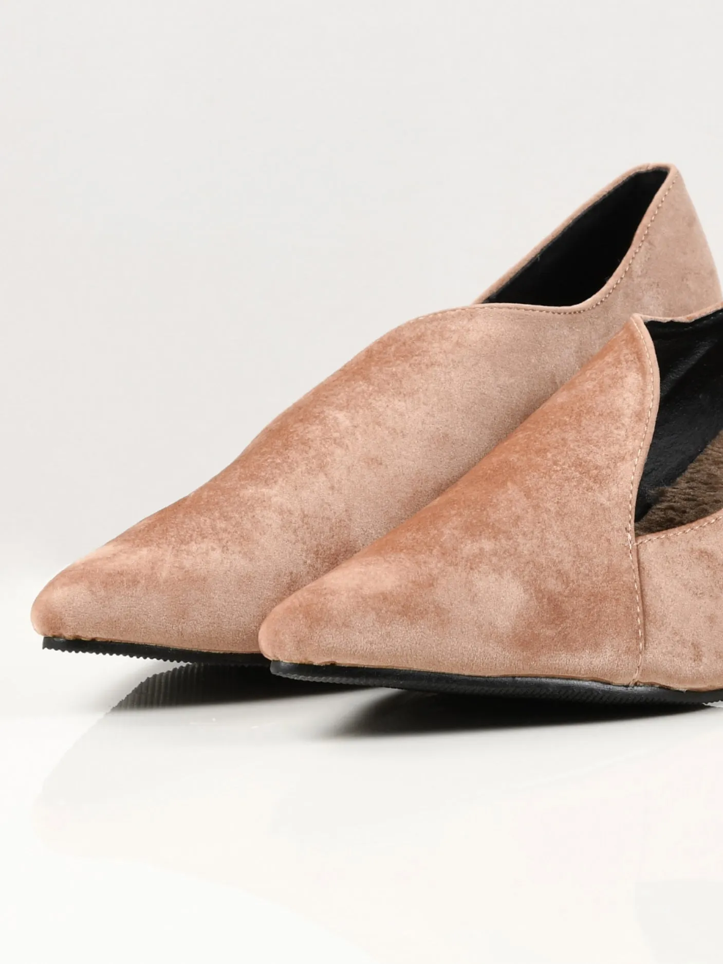 Pointed Velvet Heels - Light Brown