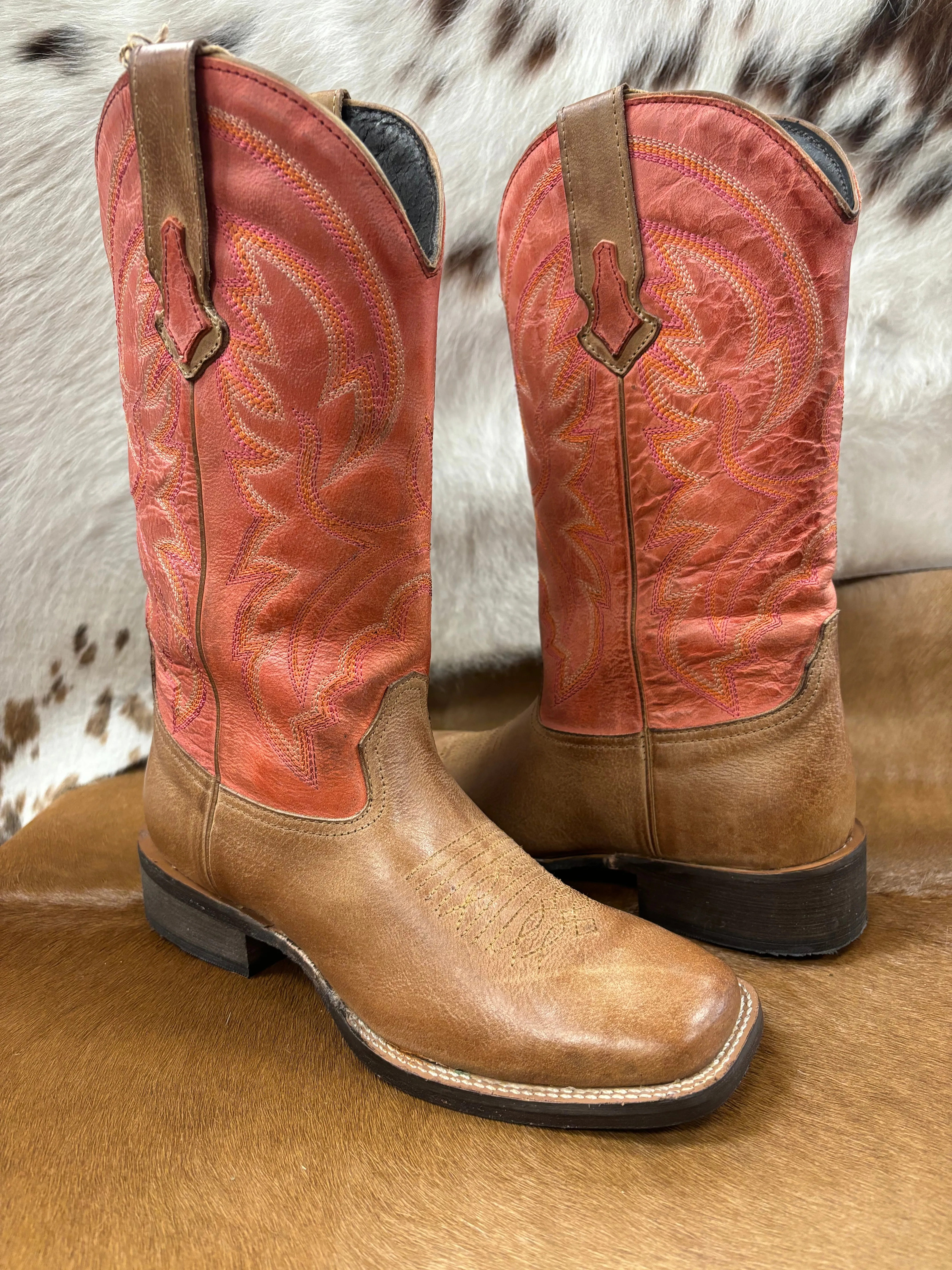 Roper Women's Lindsey Red & Tan Broad Square Toe Cowgirl Boots 0910-3528
