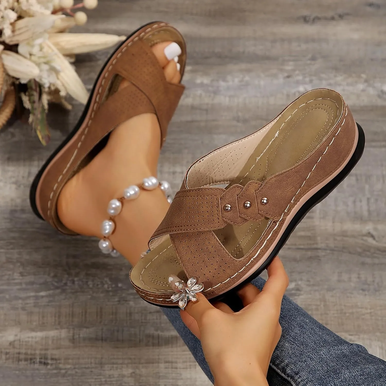 Sandals for Women Dressy Summer, Spring Sandals for Women Comfortable Slippers with Arch Support Sandal Flip Flops