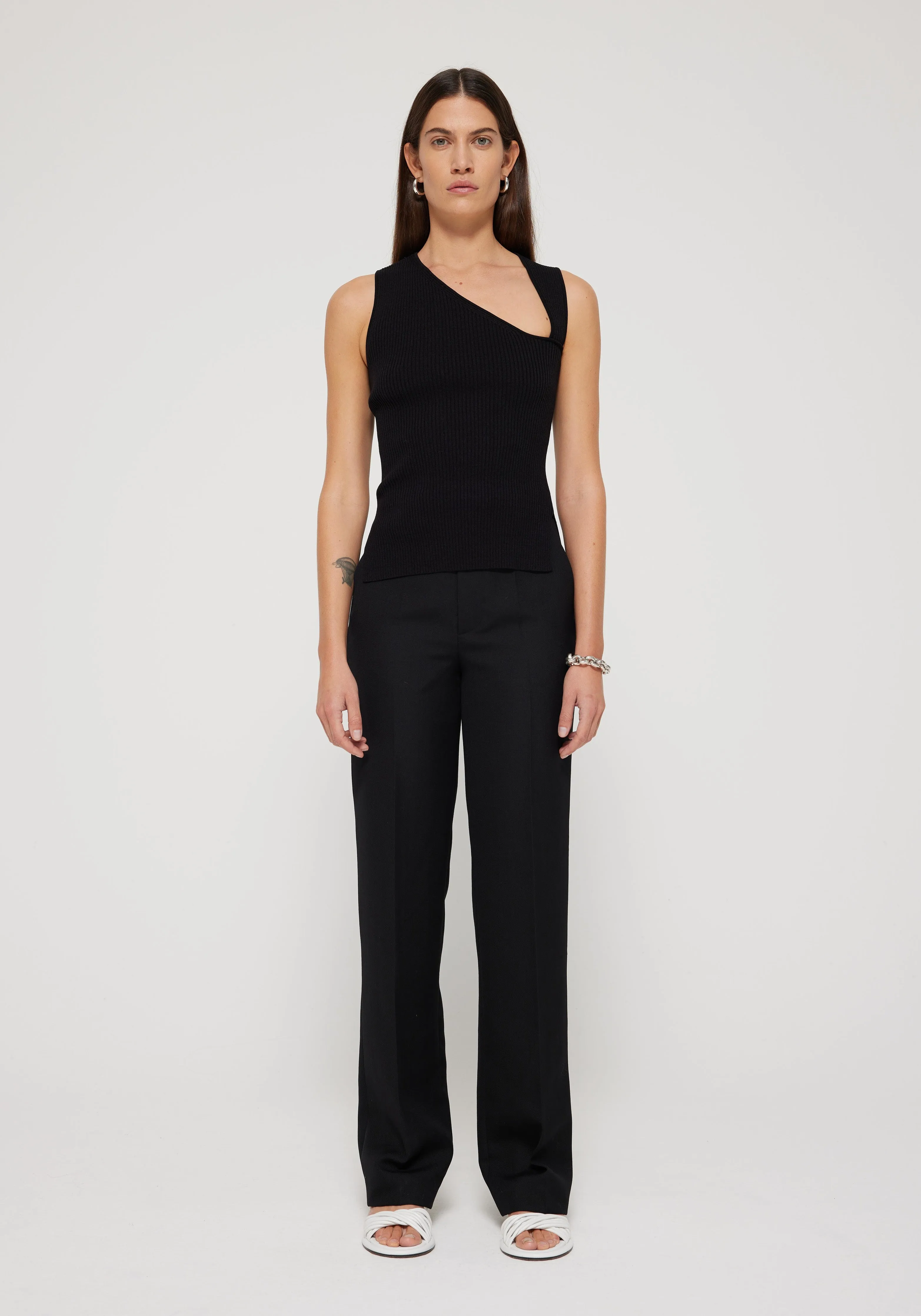 SLANTED NECKLINE TANKTOP