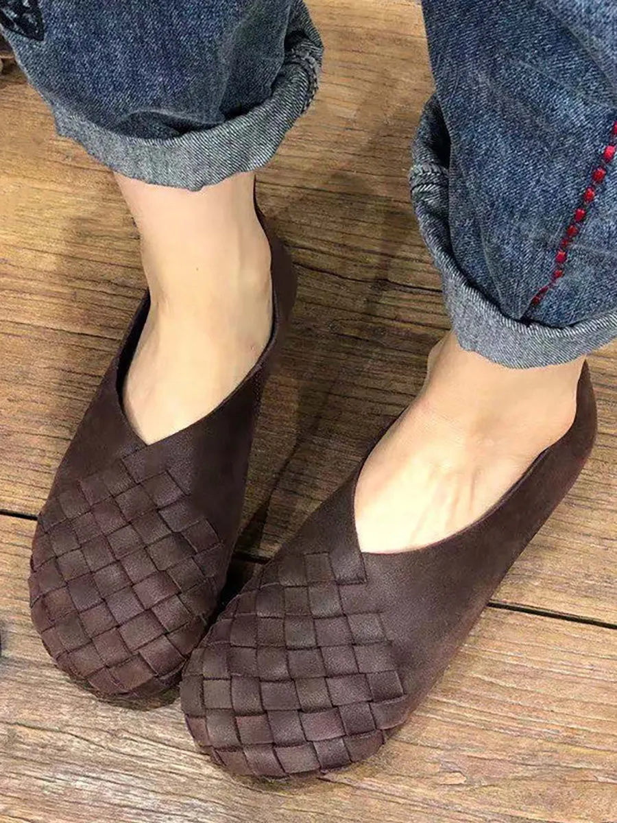 Sporty and breathable orthopedic Shoes