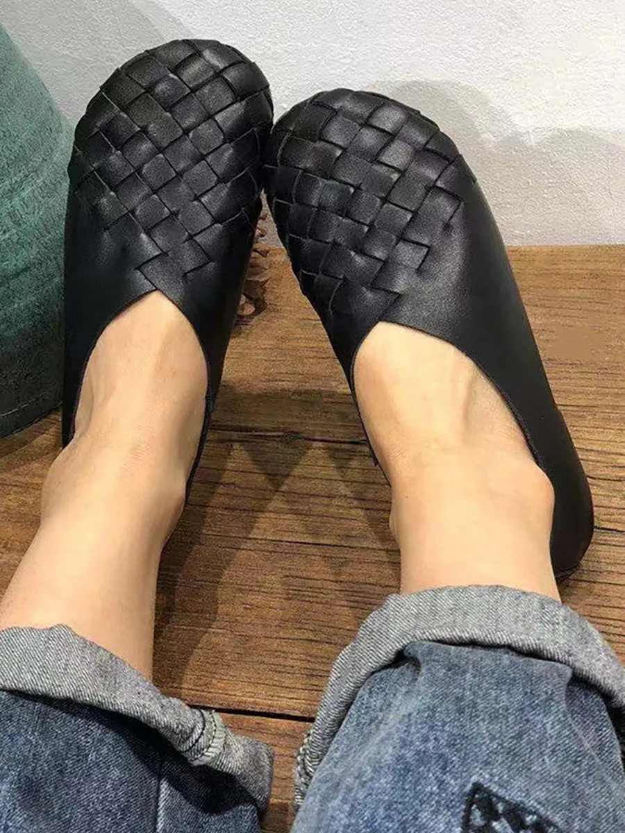 Sporty and breathable orthopedic Shoes