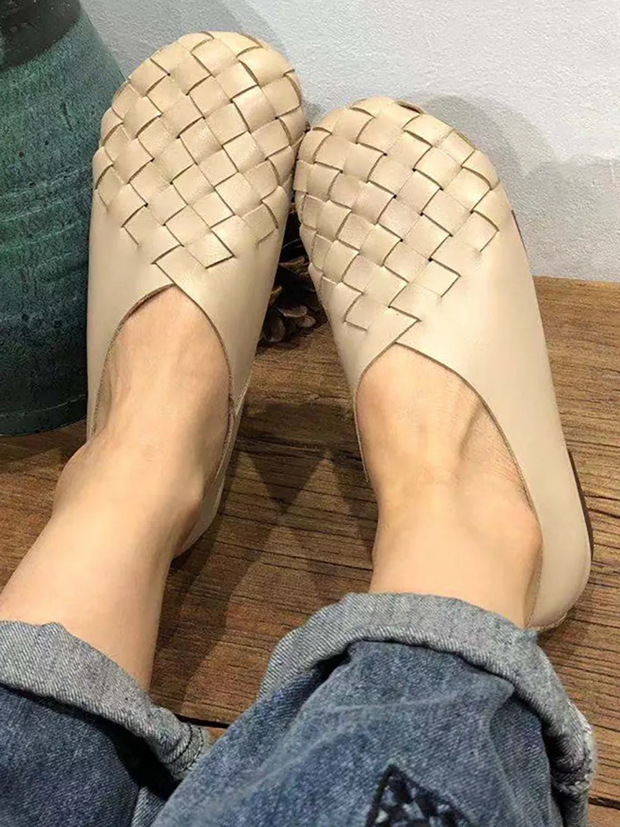 Sporty and breathable orthopedic Shoes