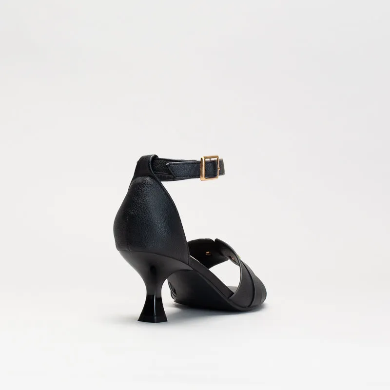Unreal Women's Kitten Heel _ 155177