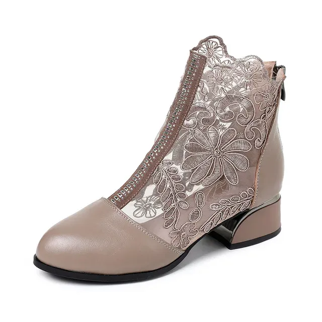 USS Shoes Mileidy Women's Square Heel Round Toe Ankle Boots