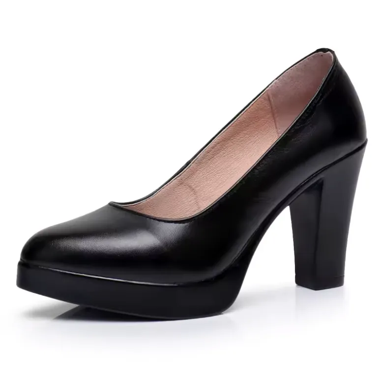 USS Shoes Raquel Women's Pointed Toe Pumps