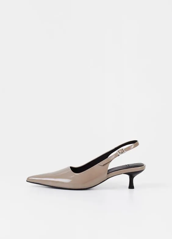 VAGABOND LYKKE SLING BACK PUMP TAUPE PATENT