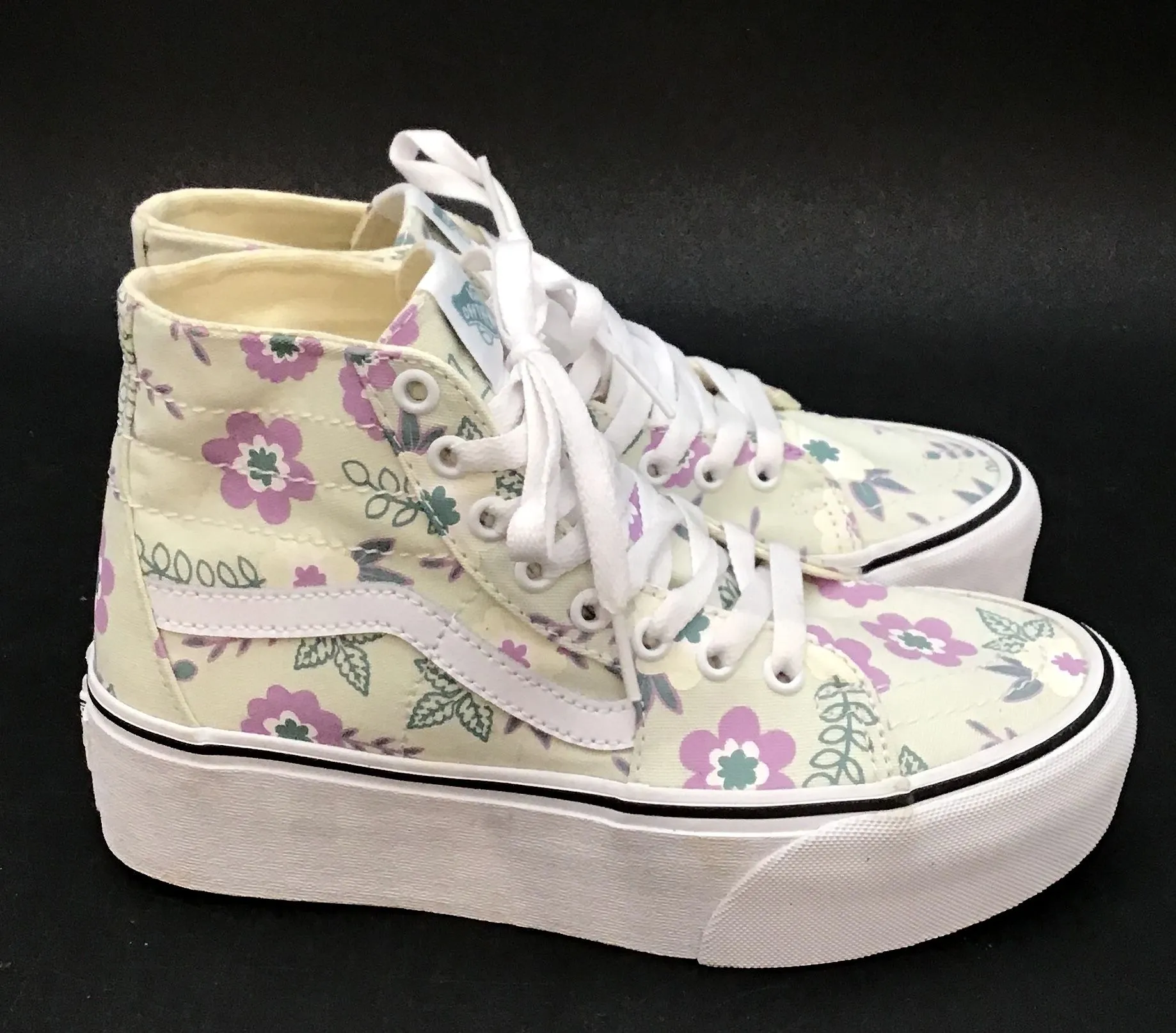 Vans Women's Sk8-Hi Multicolor Floral High-Top Athletic Shoes - Size 7