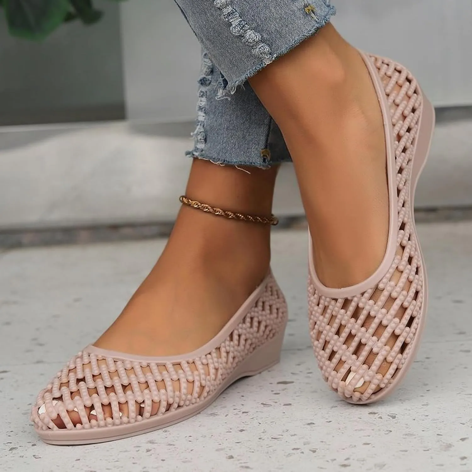 Women Casual Shoes Fashionable New Pattern Solid Color Simple Hollow Wedge Comfortable and Casual Shoes for Teen Girls