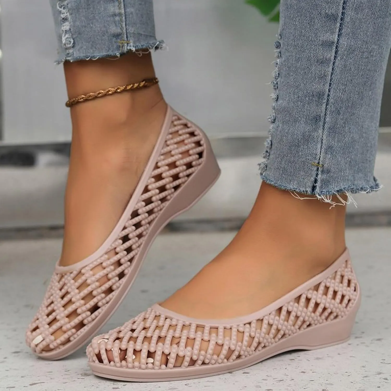 Women Casual Shoes Fashionable New Pattern Solid Color Simple Hollow Wedge Comfortable and Casual Shoes for Teen Girls