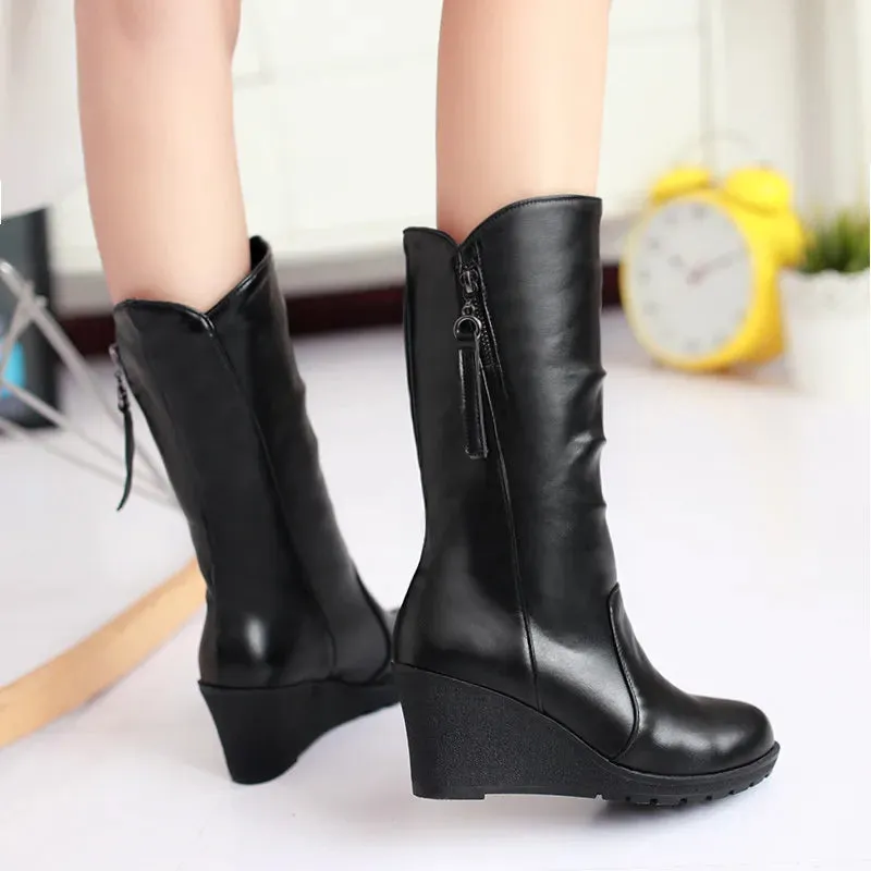 Women's Classic Black PU Wedge Heel Boots With Zipper Pull