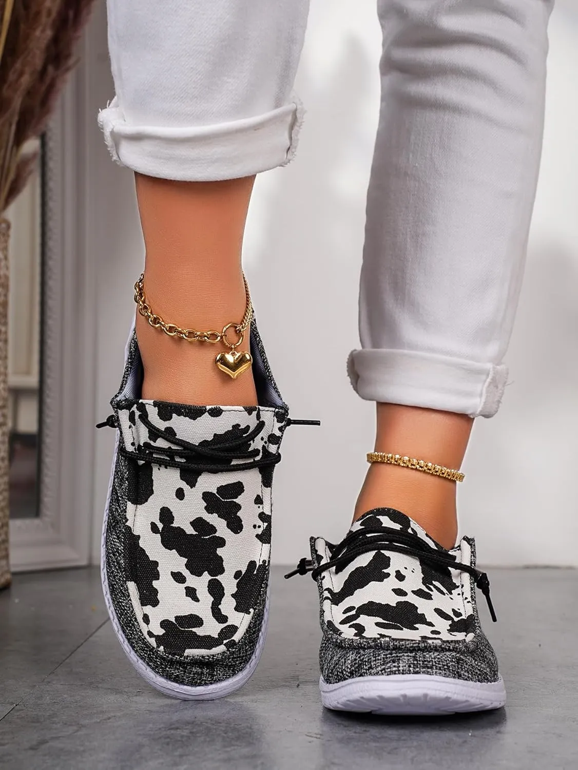 Women's Comfortable Cow Print Lace-up Loafers Orthopedic Ultralight Canvas Boat Casual Shoes with Arch Support
