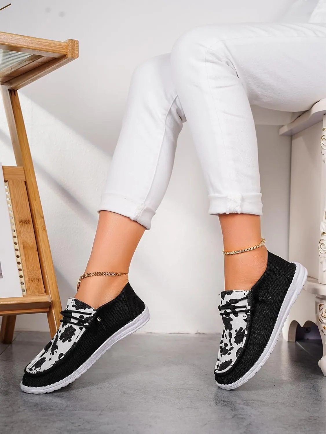 Women's Comfortable Cow Print Lace-up Loafers Orthopedic Ultralight Canvas Boat Casual Shoes with Arch Support