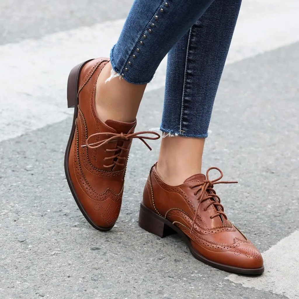 Women's Flat Saddle Oxford Shoes Two Toned Wingtip Perforated Lace Up Low Heel School Uniform Oxfords Brogues