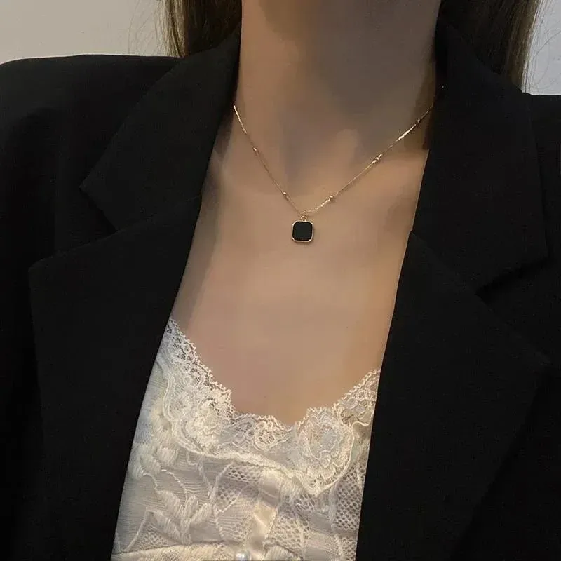 Womens Neck Chain Black Exquisite Minimalist Square Pendant Choker