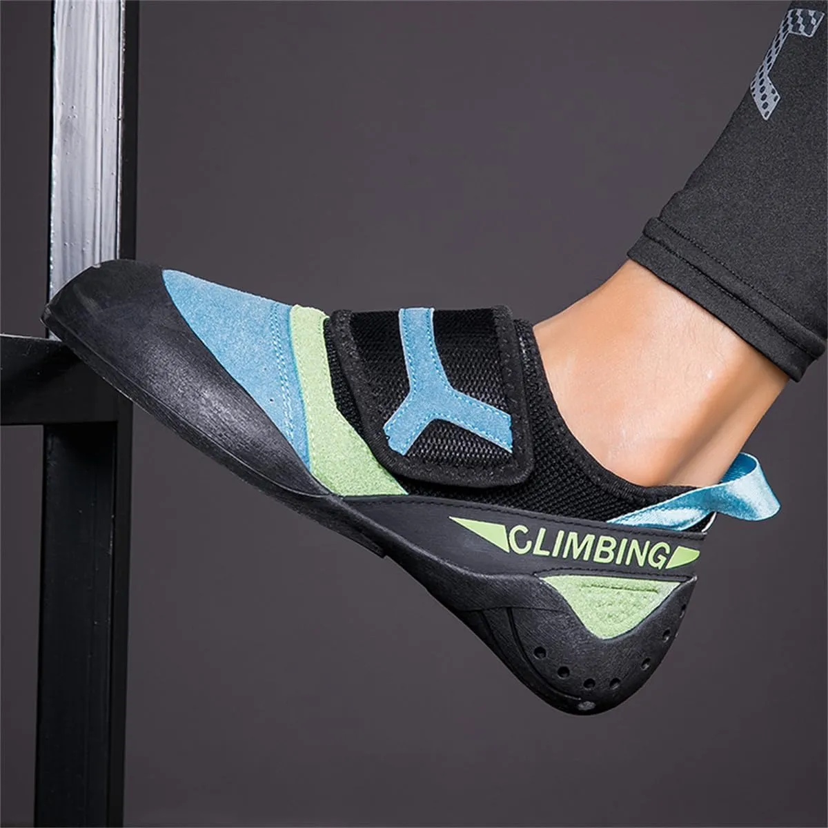 Women's Rock Climbing Shoes Breathable Ladies Kids Indoor Climbing Trainers Non Slip Wall Bouldering Sneakers for Gym Sports
