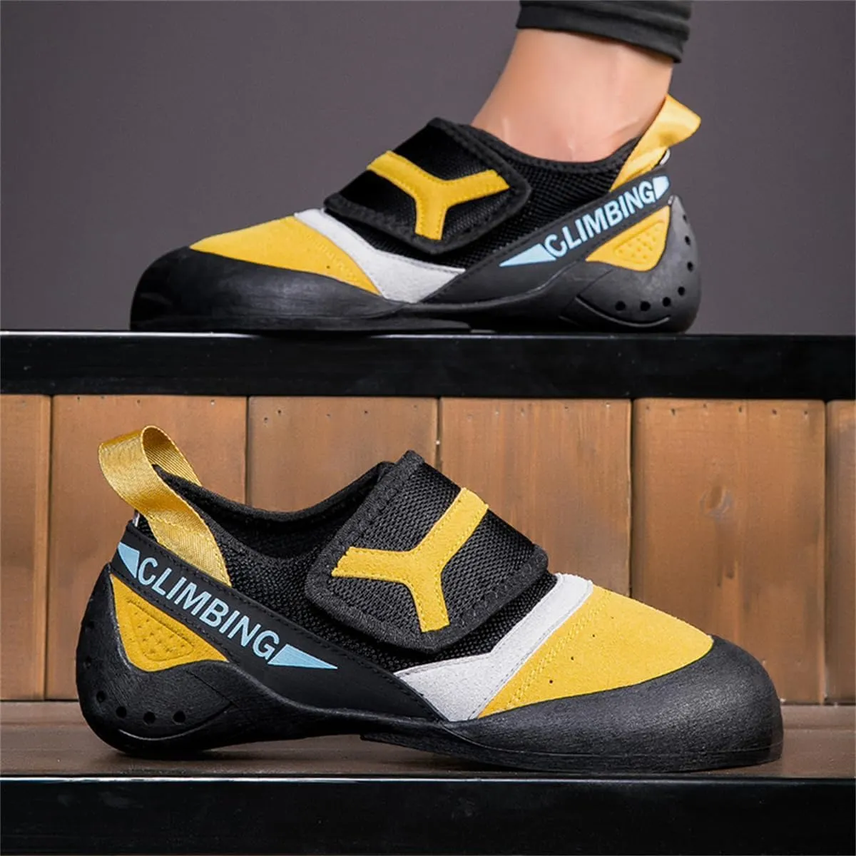 Women's Rock Climbing Shoes Breathable Ladies Kids Indoor Climbing Trainers Non Slip Wall Bouldering Sneakers for Gym Sports