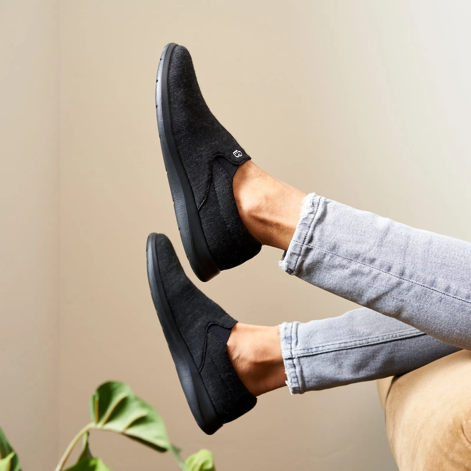 Women's Slip-Ons Black/Black