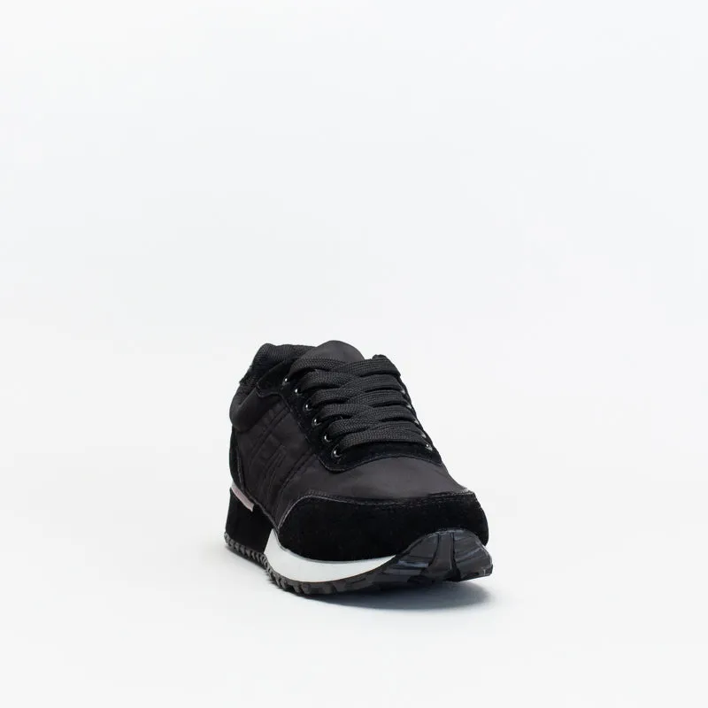 Women's Unreal Classic Retro Sneaker _ 147128