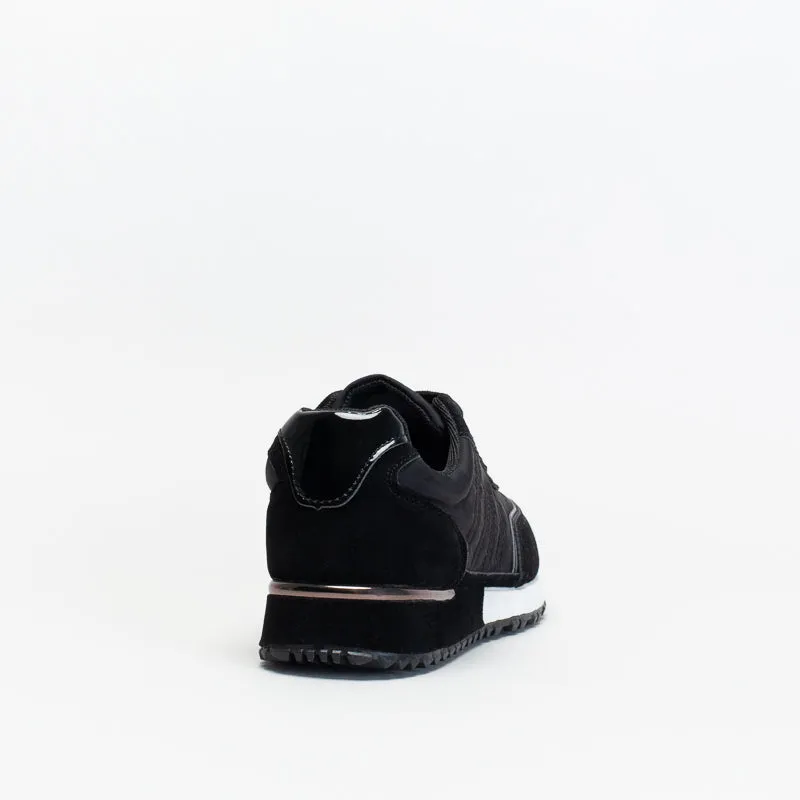Women's Unreal Classic Retro Sneaker _ 147128