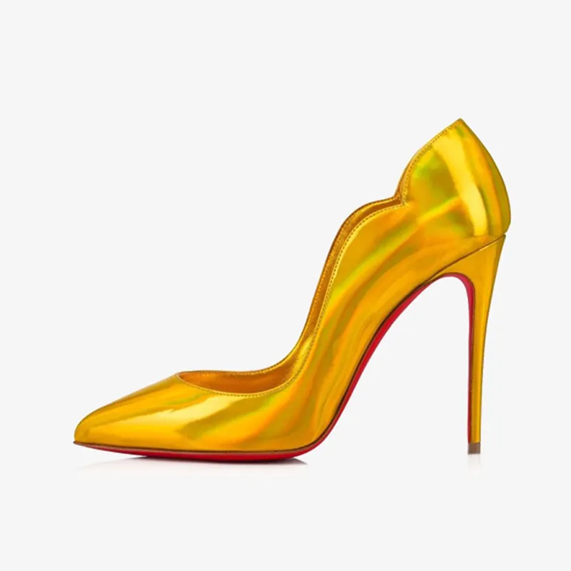 Yellow Patent Leather Pumps with Pointed Toe